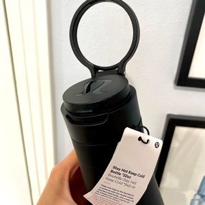 Lululemon 32 oz Double-walled Bottle Water